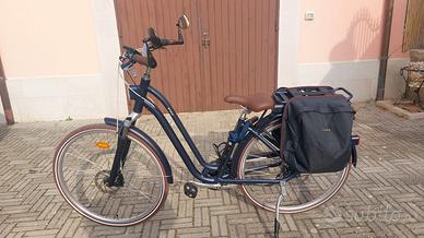 Bici elettrica pedalata assistita uomo Btwin