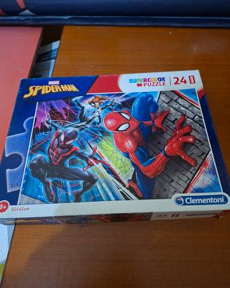 puzzle spiderman clementoni
