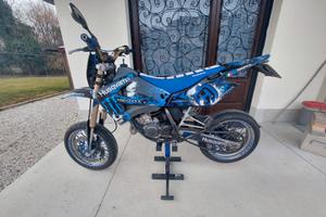  moto Husqvarna Motard 125 SM
