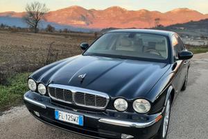 JAGUAR XJ8L STUPENDA