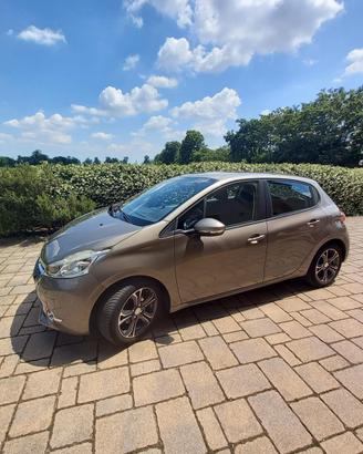 Paugeot 208 1.4 HDI
