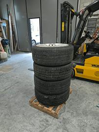 Cerchi e Gomme 255/40 R20