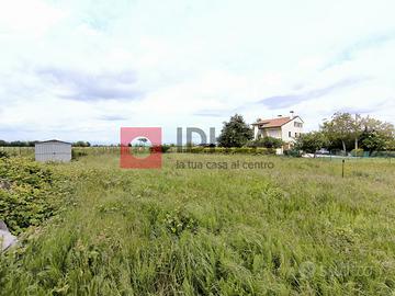 TERRENO EDIFICABILE A CARBONERA "RIF. UC3"