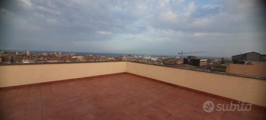 Superattico con Terrazze, Garage, pressi Stesicoro