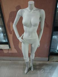 manichino donna siluette 