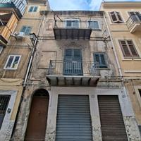 3 vani zona centro stico