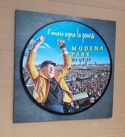 Quadro omaggio a Vasco Rossi 