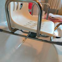 Sedia girevole per vasca da bagno