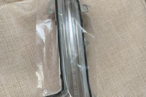 Freccia specchietto destro BMW 216d gran Tourer