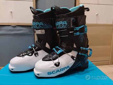 Scarponi sci alpinismo