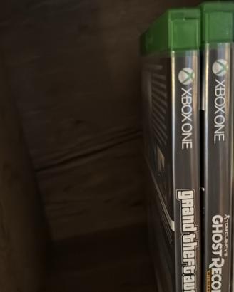 Xbox one s bianca con due pad