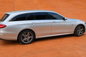 Mercedes Classe E de Ibrida Diesel/Elettrica – Ful