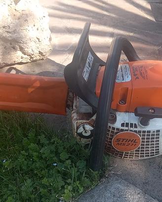 Motosega a scoppio STIHL MS271