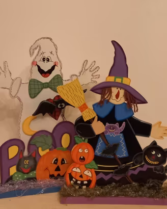 decorazioni in legno  tema Halloween 