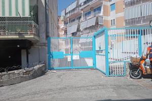 AUTORIMESSA A NAPOLI