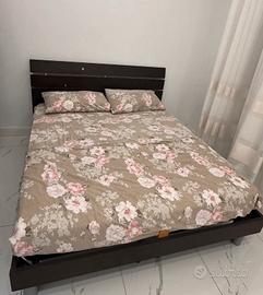 Letto matrimoniale