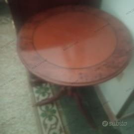 tavolo da camera da letto 