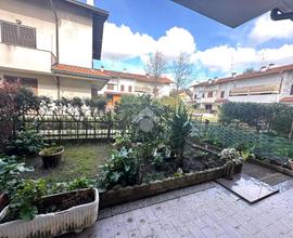 VILLA A SCHIERA A LEGNANO