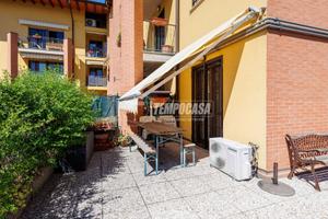 Rif: C300 QUADRILOCALE RECENTE CON DOPPI SERVIZI,