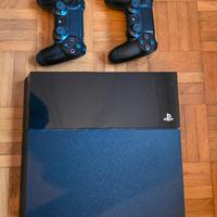 SONY PS4  + 2 CONTROLLER + 8 GIOCHI + TELECAMERA