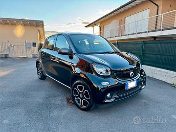 Smart FourFour prime