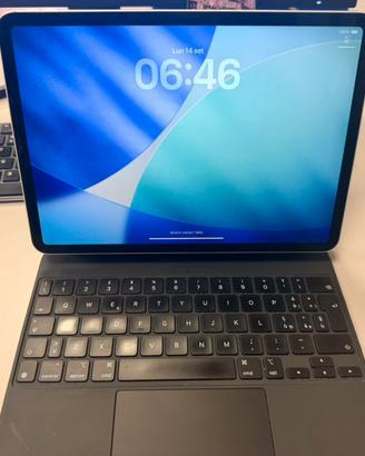 iPad Pro 11 256GB  + Apple Magic Keyboard