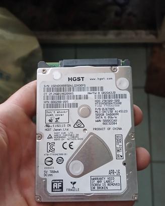 Hard disk interno HGST da 500GB