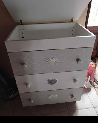 Culla e fasciatoio