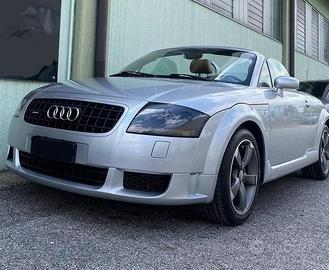 Audi TT 8n Roadster 150cv  interni Baseball