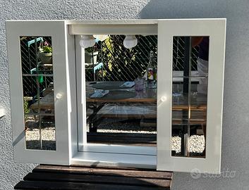 Mobiletto pensile da bagno