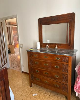 Camera da letto vintage di legno