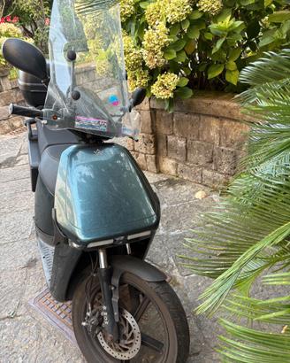 Scooter elettrico WOW 775
