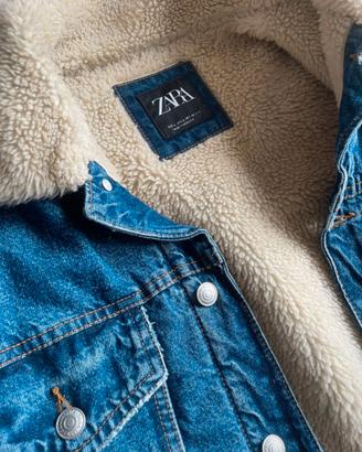 Giubbino in jeans con pelliccia 