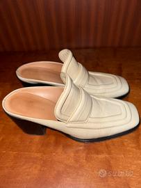 Bottega Veneta Mule Pelle Vitello Croc con Tacco