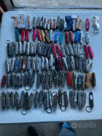 Lotto di 114 coltellini multi uso da collezione