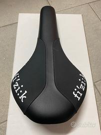 SELLA BICI DA CORSA FIZIC