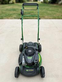 Tosaerba John Deere JS63V - Semovente