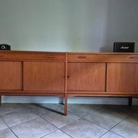 Sideboard / Mobile TV in Teak – VINTAGE loft