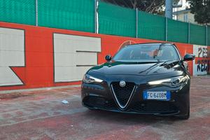 Alfa romeo giulia 180cv at8 Super