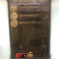 MEDAGLIERE IN OTTONE 15° CAVALLEGGERI LODI 25X15CM