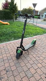 monopattino elettrico NILOX LIZARD