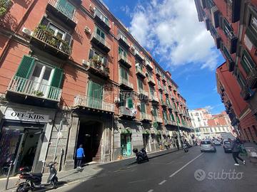 AMPIO TRILOCALE CON ASCENSORE E POSTO AUTO