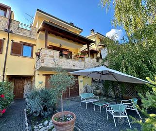 Villa a schiera L'Aquila [GRE764VRG]