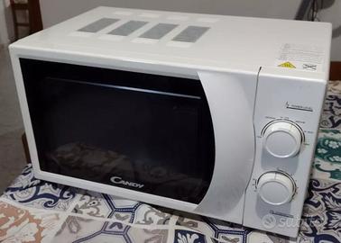 Candy CMW 2070M 700 W 20 l bianco