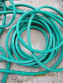 Tubi giardino stivali tuta cinghiaggio ed altri