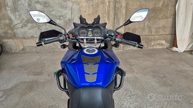 SUZUKI VSTROM 650 TRAVELLER 32.800 KM 