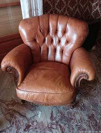 poltrone e divano in pelle