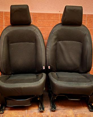 Tappezzeria Nissan Qashqai 1° Serie.