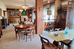 Prestigioso appartamento panoramico