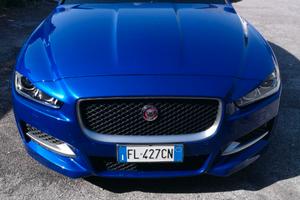 JAGUAR XE 2.0 D 240 CV AWD aut. R-Sport